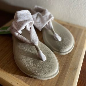 Sanuk girls yoga sling sandals
